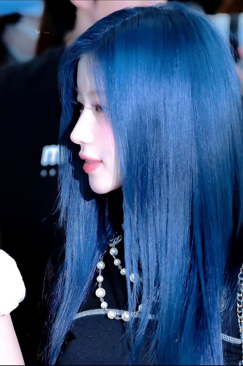 vacesajiao's tweet photo. Her side face is so charming
#ASA #ENAMIASA #아사 https://t.co/9GUt6L3Wfh