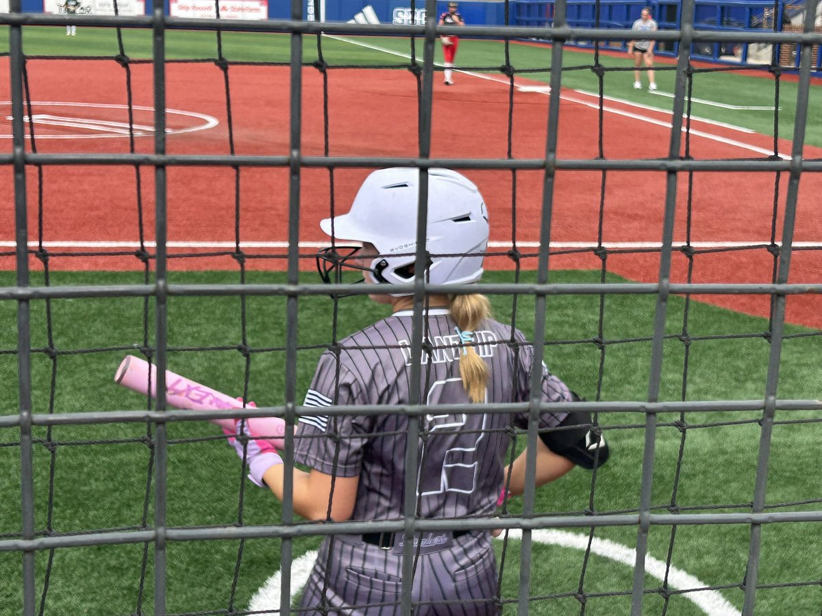 alantrip2029's tweet photo. So thankful for @LATechSB for putting on a great camp!! I learned so much from the coaches, and can’t wait to come back for hitting under the lights!! ❤️💙
@LABombersNob @la_techSBCoachT 
@TKrobetzky @madiegreen27 @LATechSB_Cohen @GeauxPrepsLA @D1Softball @TOP_D1RECRUITS @BelinsonMatt