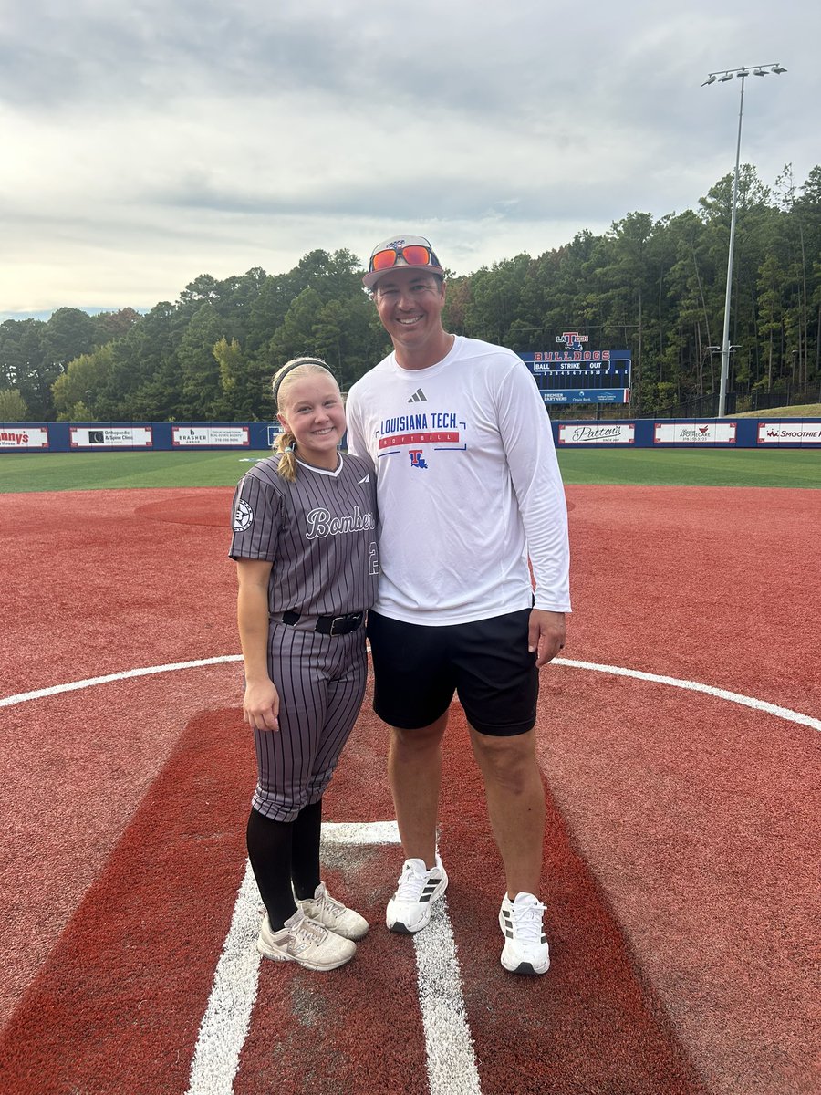 alantrip2029's tweet photo. So thankful for @LATechSB for putting on a great camp!! I learned so much from the coaches, and can’t wait to come back for hitting under the lights!! ❤️💙
@LABombersNob @la_techSBCoachT 
@TKrobetzky @madiegreen27 @LATechSB_Cohen @GeauxPrepsLA @D1Softball @TOP_D1RECRUITS @BelinsonMatt