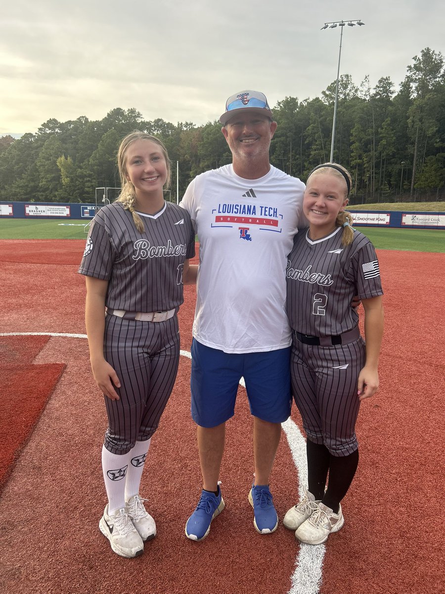 alantrip2029's tweet photo. So thankful for @LATechSB for putting on a great camp!! I learned so much from the coaches, and can’t wait to come back for hitting under the lights!! ❤️💙
@LABombersNob @la_techSBCoachT 
@TKrobetzky @madiegreen27 @LATechSB_Cohen @GeauxPrepsLA @D1Softball @TOP_D1RECRUITS @BelinsonMatt