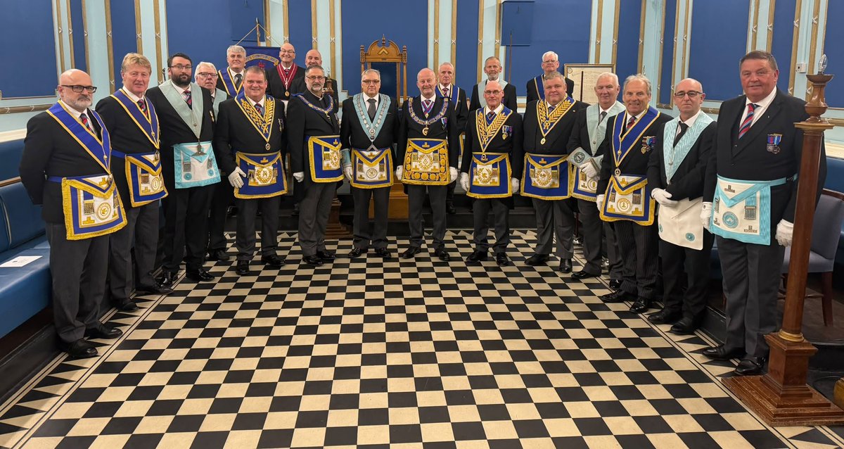 CheshirePGL's tweet photo. Festival in full swing at Clifton Hall!

#SundayShowcase joined James Thompson Lodge in Birkenhead as David Dyson and Revd Chris Jones presented their Presidential status for the 2027 Festival.

A great achievement. What’s your Lodge doing for the Festival?

#CheshireFreemasons https://t.co/tODBUsMJ8F