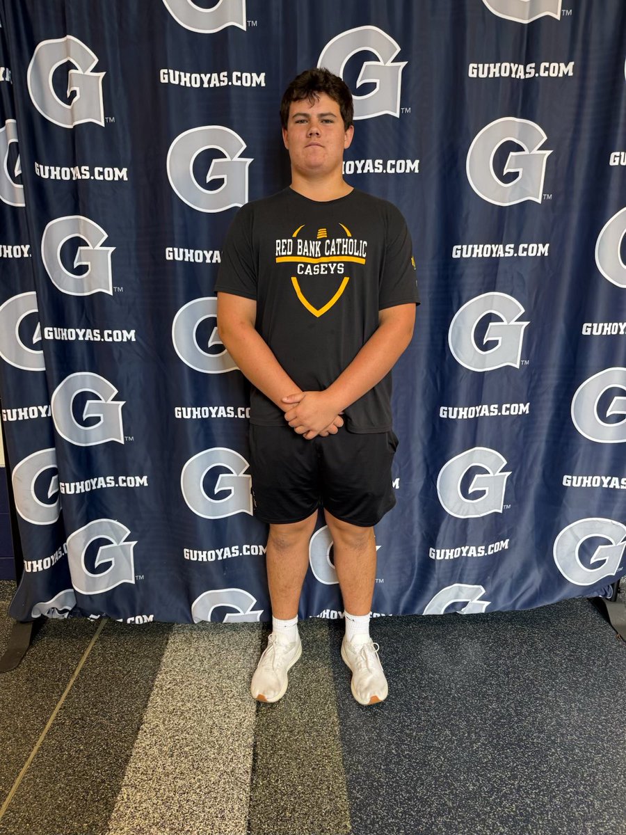 mwheeler2010's tweet photo. Thank you to @HoyasFB @coachsgarlata @jackwmcdaniels @CoachPartin @sharriffloyd for the game day invite. I had a great time and loved learning about Georgetown football.

@CoachLangeRBC @coachrosenfeld @MattMosquera17 @RBC_Prospects @mjfrecruits @Barnaby94 @ESSAfitnessNJ https://t.co/f0CLwG0VZ5