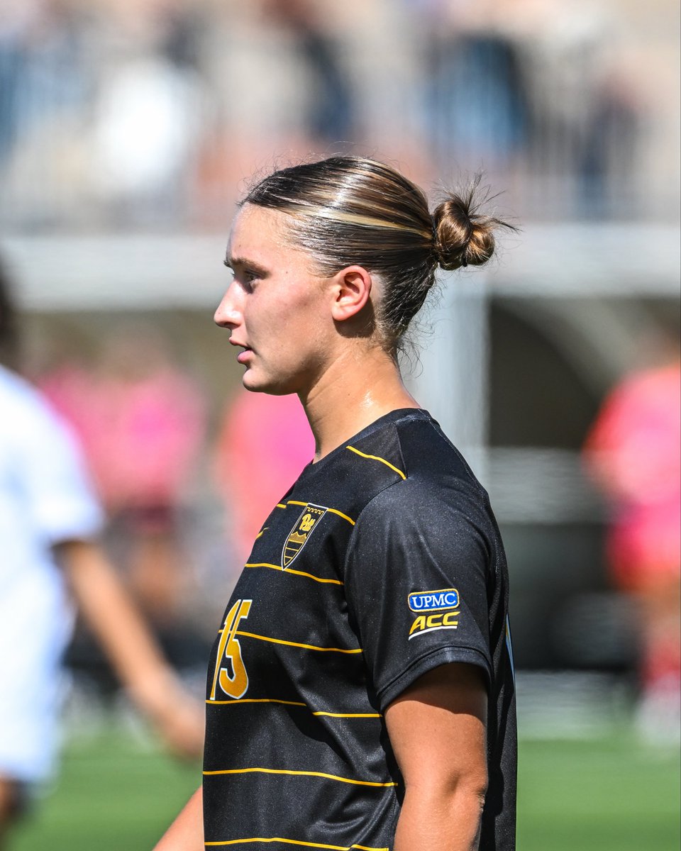 Pitt_WSOC's tweet photo. First look👀 Pitt x UPMC🔵🟡 https://t.co/ShvLlj1cGG