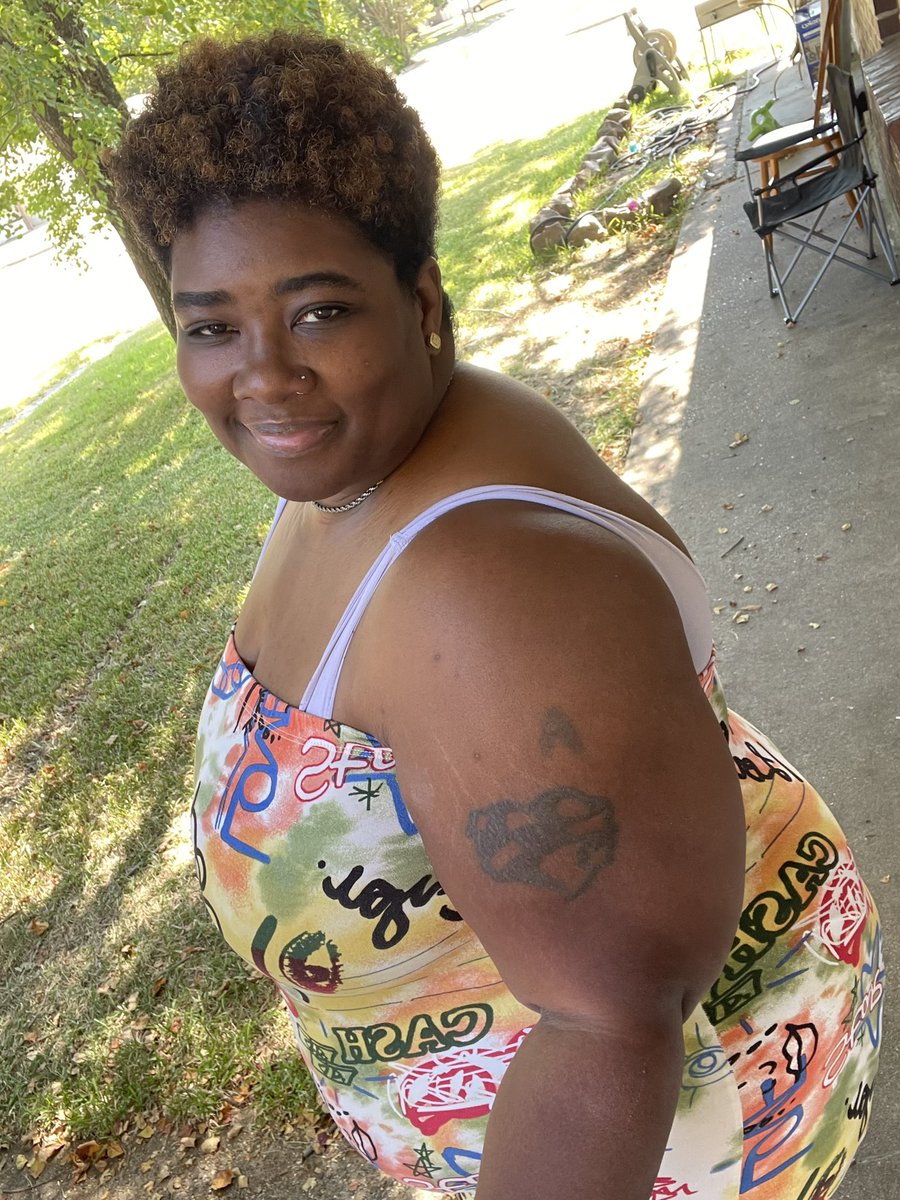 DeanDash768367's tweet photo. I told him it’s fall season catch me 🥴😏🥰♒️🦾🫶🏾🤣🤣 Mz. Cutie 🥰 Pie Humble https://t.co/PZ1fNLX4ps