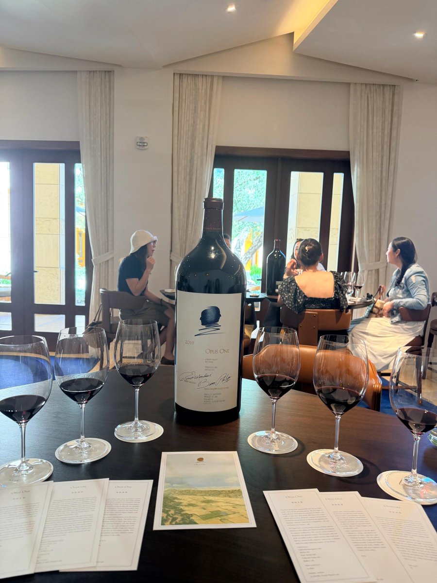 Alessandra0542's tweet photo. Wine always feels different at Opus One Winery. 🍷 https://t.co/Zwf1BCk1nU