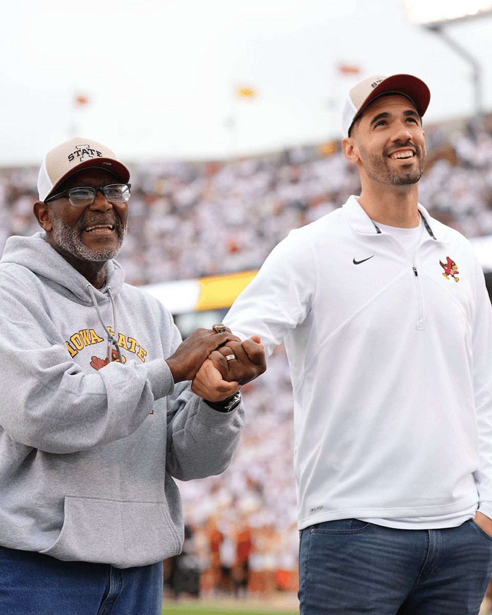 warriors's tweet photo. Cyclones royalty.

@georgesniang took the field yesterday as part of his Iowa State Athletics Hall of Fame induction weekend. https://t.co/uNMGJfjOJg
