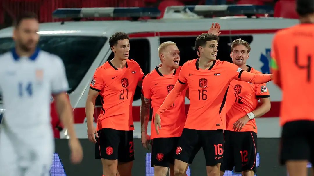 GOALtimz's tweet photo. 🚨  Xavi Hernandez has officially tasted victory as the head coach of the Netherlands following a tense 2-1 win over Serbia in Belgrade. A clinical double from rising star Mexx Meerdink proved the difference as the Oranje maintained their impressive momentum in the UEFA Nations League.