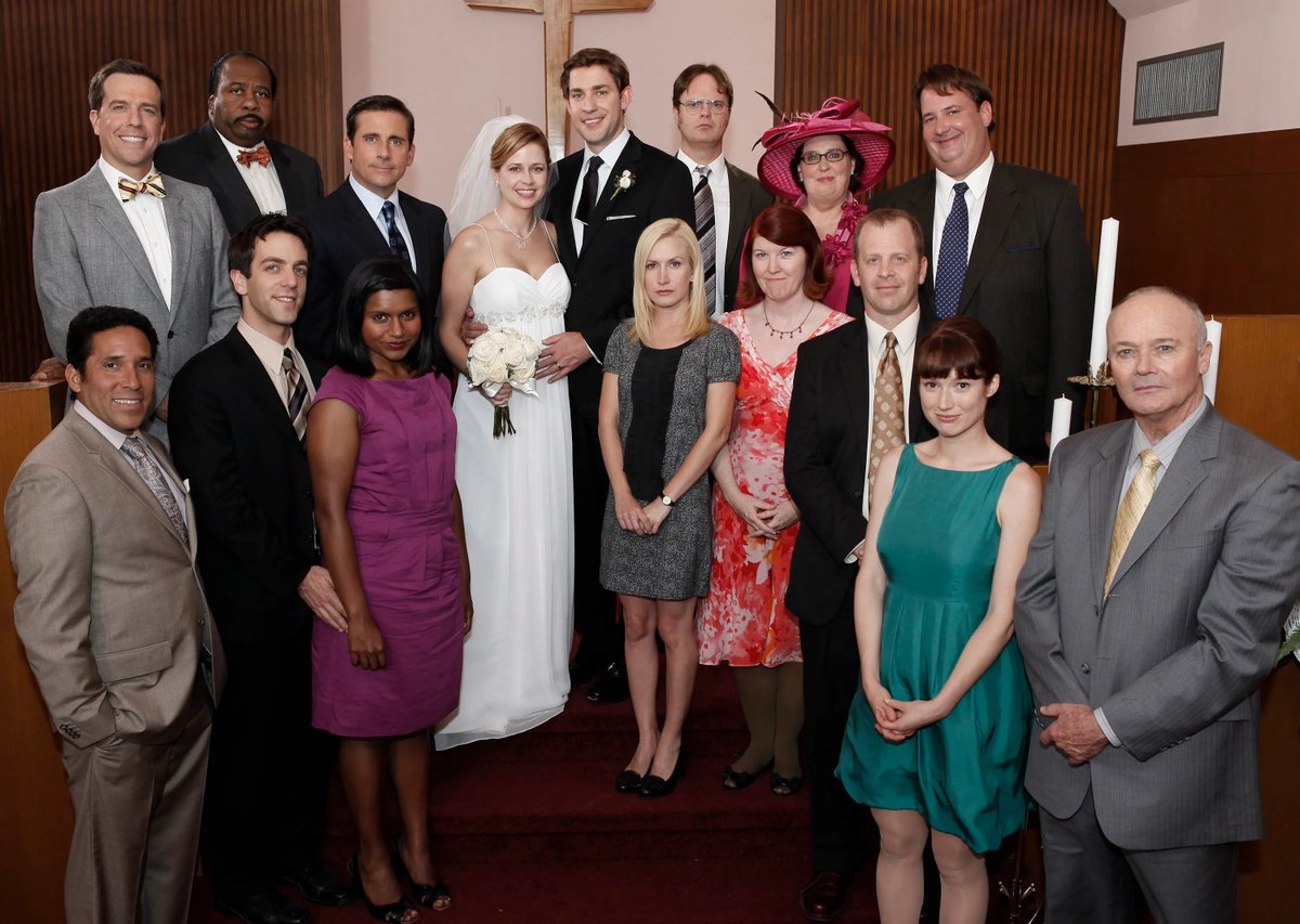 DunderMifflinAS's tweet photo. On this day in 2009, Jim and Pam ran away to Niagara Falls and got married. https://t.co/m27NsHHB7k