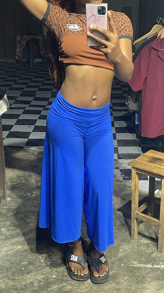 Franca_Jonah_'s tweet photo. Spent my entire day making Gaucho pantsssss. What a beauty!!

And yes, I sell too.🙂‍↔️

🏷️ 13,000 (size 6-8)
🏷️ 15,000 (size 10-12)
07061762234 https://t.co/Ins6JGkLM7