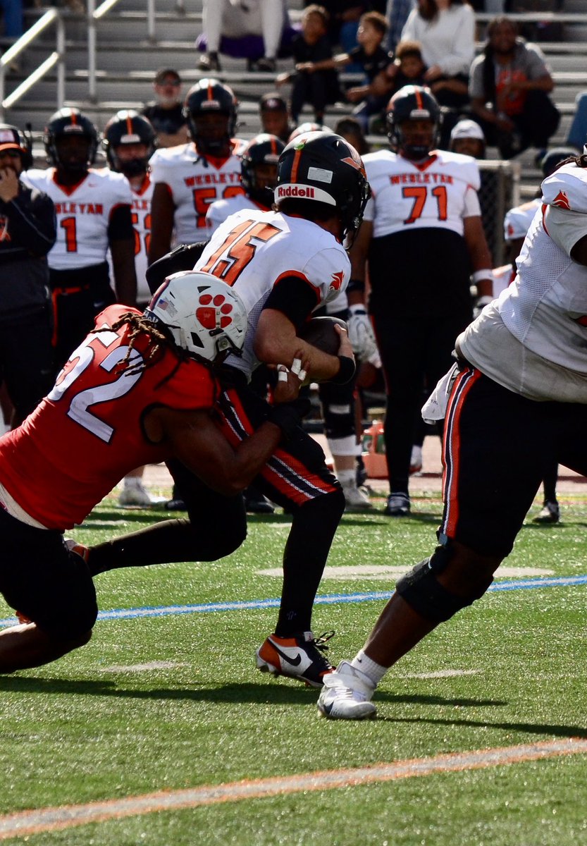FrostburgFB's tweet photo. πΈ Reacp of the win π΄β«οΈπΎ
#earnedit #recap #win #football https://t.co/Ev0TdR2BaA