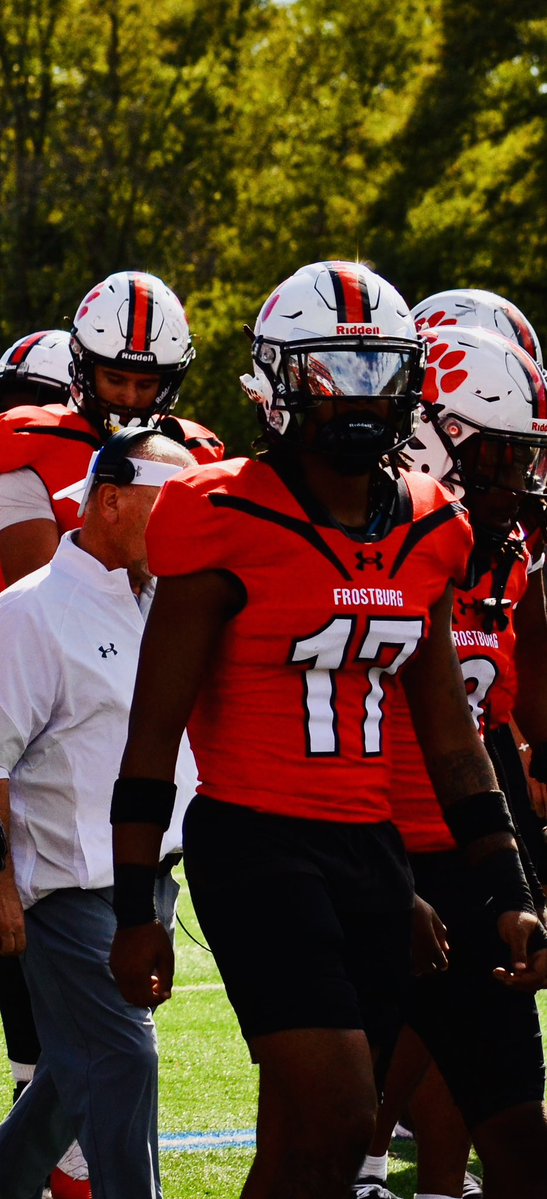 FrostburgFB's tweet photo. πΈ Reacp of the win π΄β«οΈπΎ
#earnedit #recap #win #football https://t.co/Ev0TdR2BaA