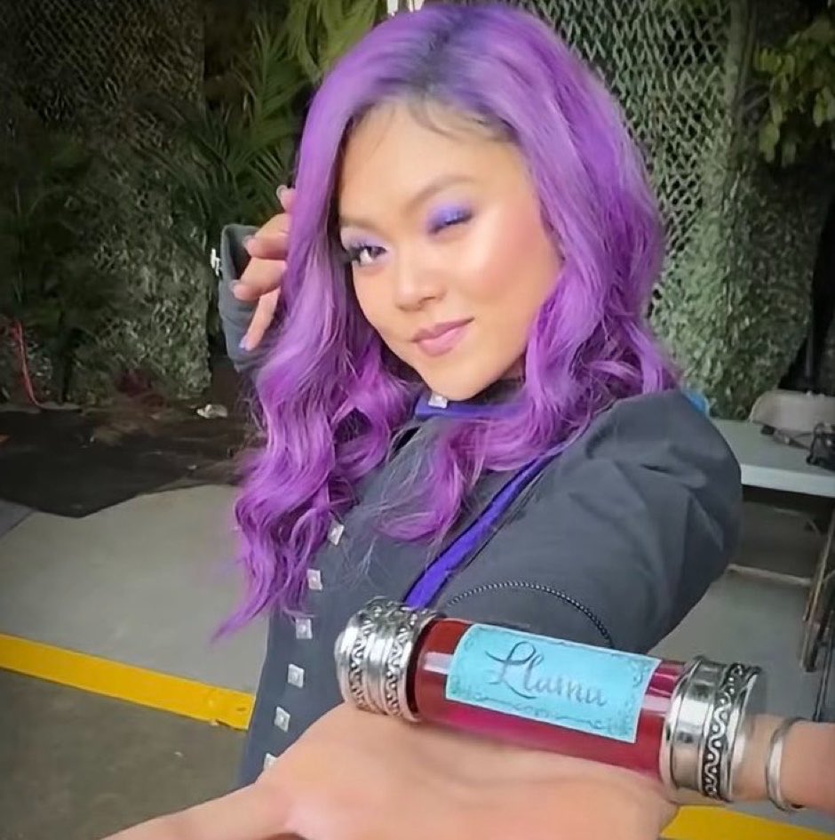descendantstrr's tweet photo. 🚨 EXCLUSIVE: In audition scripts for Hidden Heroes: a Descendants Story, it seems Chloe Charming is held hostage by Zara. https://t.co/a3qs6E7ybB