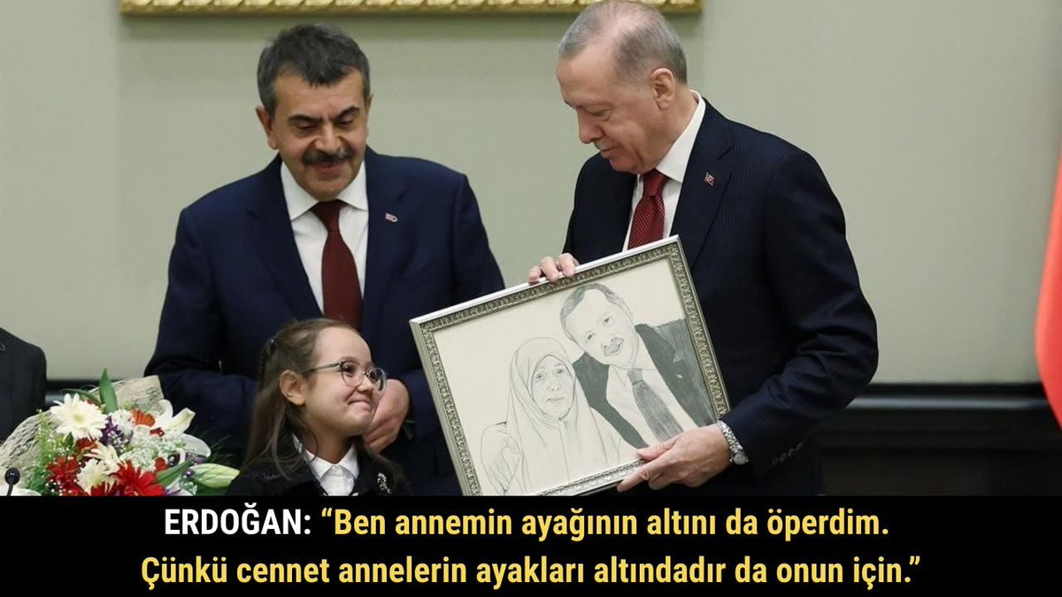 4H8Yi's tweet photo. Sayın Cumhurbaşkanım, aileleri bir arada tutmak aile bütünlüğünün temelidir. Mazeretleri kabul edilmiş ancak kontenjan yetersizliği nedeniyle yerleşememiş öğretmenlerin ailelerine kavuşabilmesi için İL EMRİ talep ediyoruz. Protokol kapsamında farklı görev gruplarına tanınan aile birliği imkânlarının öğretmenler açısından da eşitlik çerçevesinde değerlendirilmesini rica ediyoruz. @RTErdogan @EmineErdogan @_cevdetyilmaz @burhanduran @hasandogan #AileninSesiCumhurunReisi