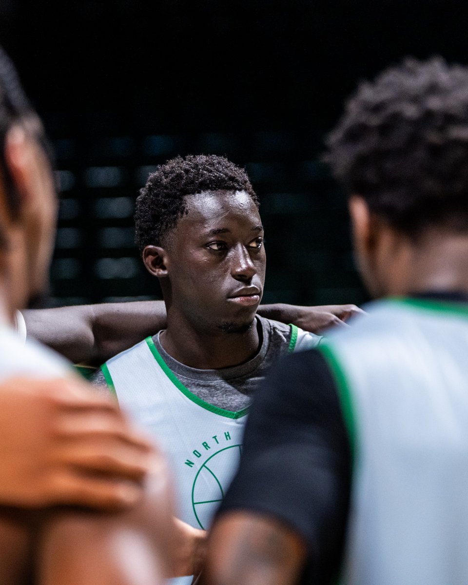 MeanGreenMBB's tweet photo. Hard Work. 🚧 👷 

 #GMG https://t.co/S56WoH9hyV