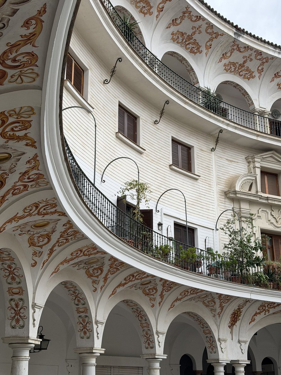 93maaria's tweet photo. Sevilla ✨ https://t.co/TOmlrjcYYI