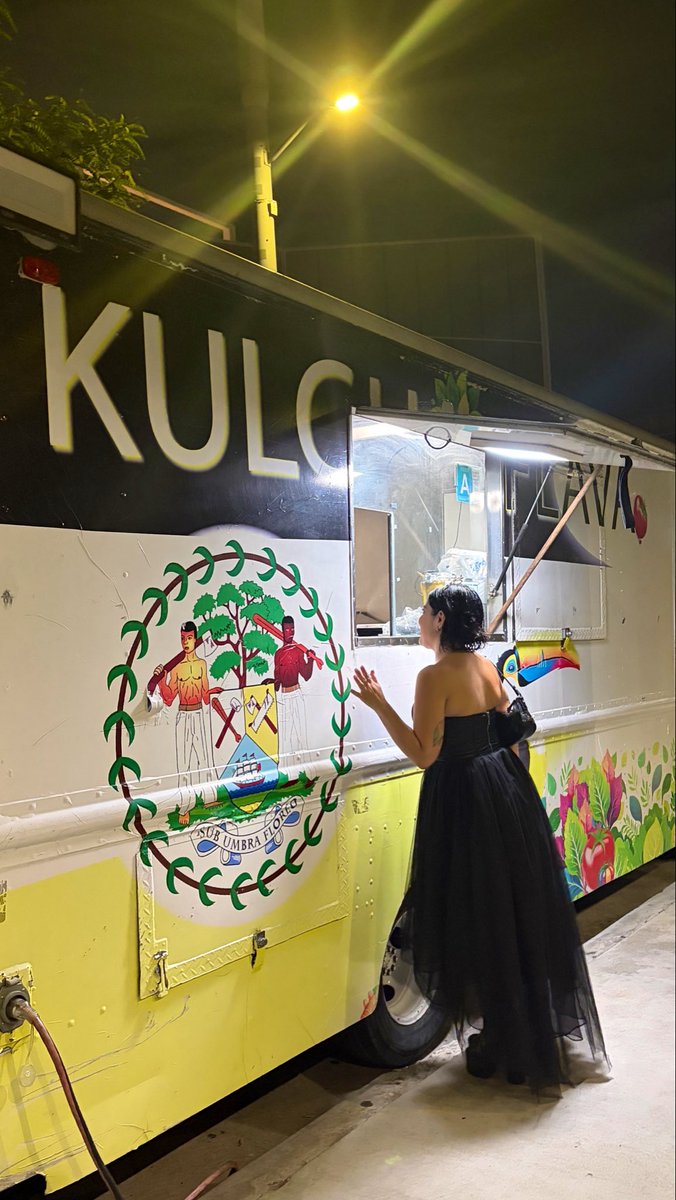 HexPositive's tweet photo. Here’s me posing proudly with my @LALGBTCenter award… then drunkenly yapping with the vendors outside the Belizean food truck 🇧🇿🏳️‍🌈 https://t.co/9mnyhke63j