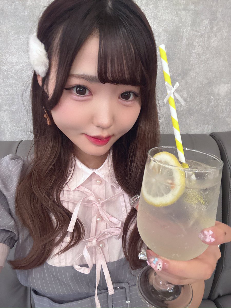moka_neusick's tweet photo. ♬レモン🍋 https://t.co/RcgSUxvmTu