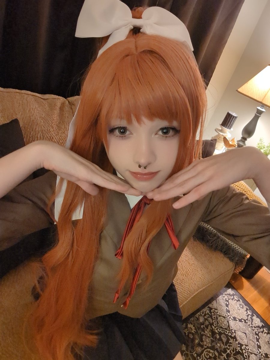 lotuslaced's tweet photo. silly monika selfies b4 i post my fave photos!! <3 https://t.co/lDs3XTyqQQ