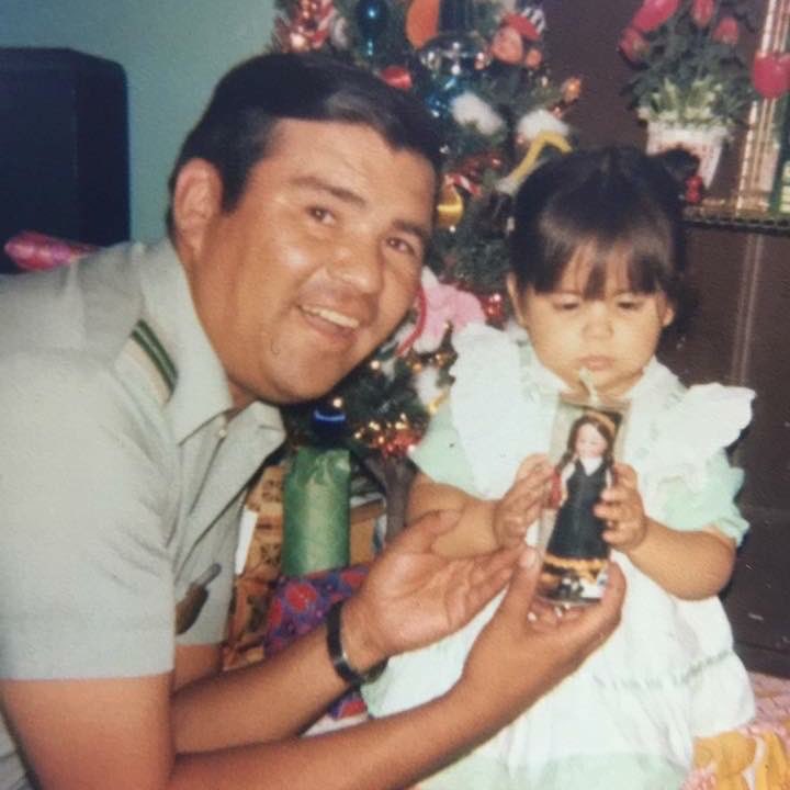 Negri_03's tweet photo. Un día como hoy hace 23 años estaba en el HOSCAR, fuera de la sala de mi papá, sale un carabinero que jamás había visto y me da el pésame, se va, sale una enfermera corriendo toca un timbre rojo y como una avalancha corren otros médicos…ahí supe que mi papá no estaría nunca más. https://t.co/81TK9PBMCl