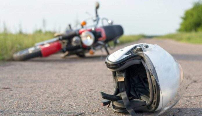 ReporteYa's tweet photo. #26Sep #Apure #Sucesos
Tres personas murieron en dos accidentes viales registrados el viernes #25Sep en la carretera nacional de San Fernando de Apure. Dos de las víctimas eran padre e hijo y viajaban en una moto; la tercera, una mujer, murió tras quedar debajo de un vehículo. – Radio Fe y Alegría Noticias