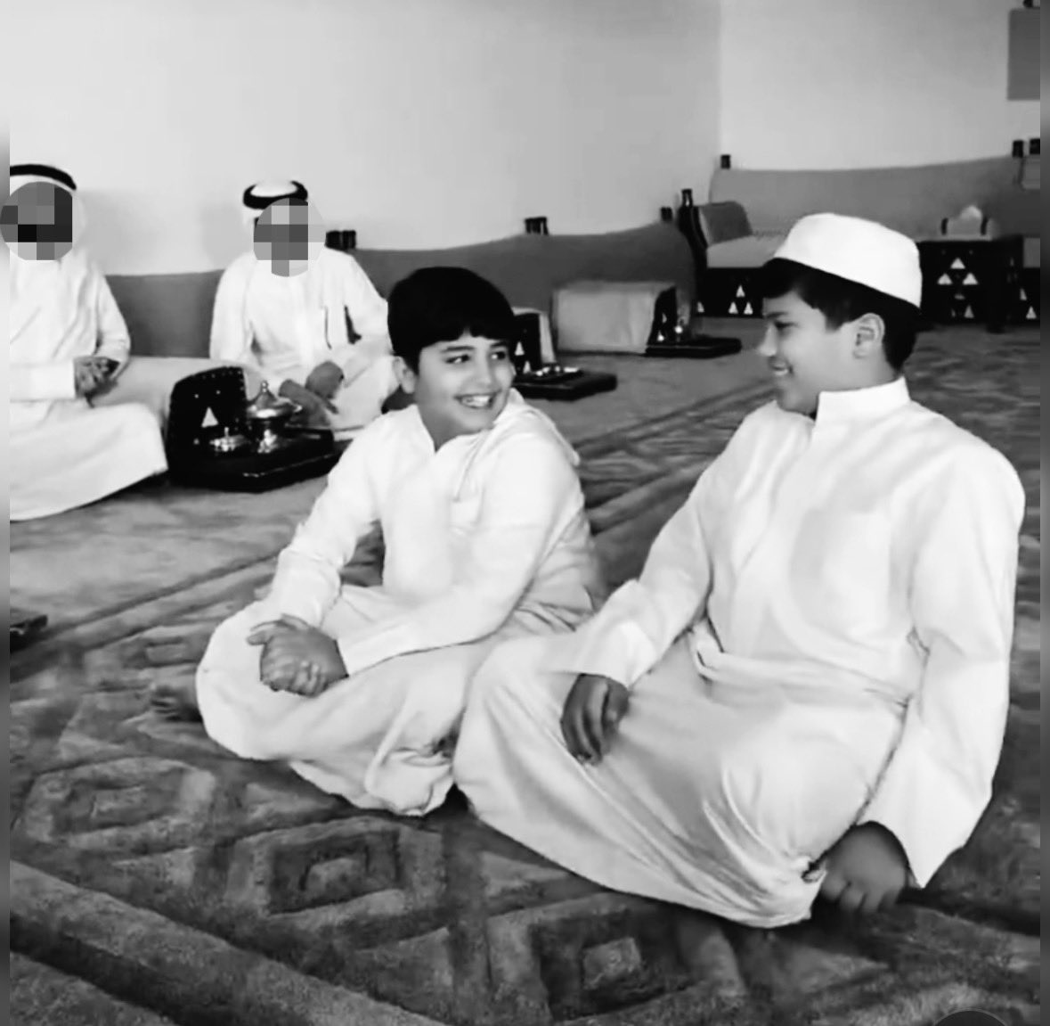 Ghalam2r's tweet photo. ❣️عـسـاهـا دايـمـه❣️

#قزيع_فراج_السهلي 
#خالد_ناصر_السهلي https://t.co/ZzPr3qHCDj