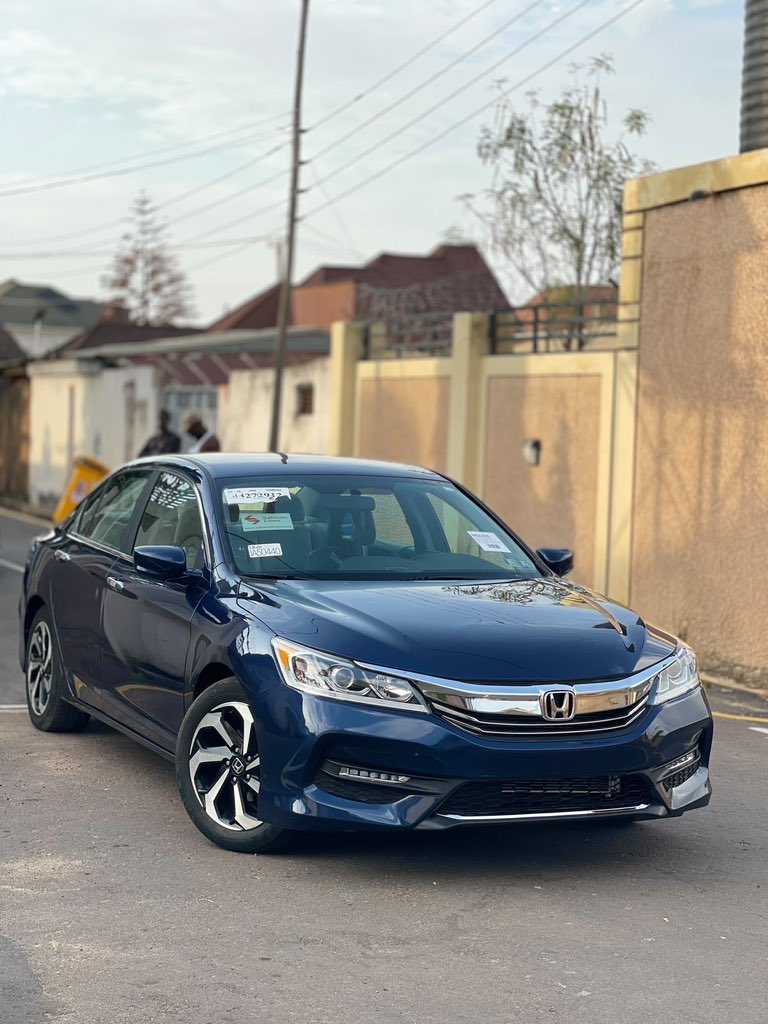 mvcciido_szn's tweet photo. I sell car both electric (EVs) and combustion engines 

we do pre order too, we help fix cars and do car inspections too https://t.co/bTI7wZ1sj2