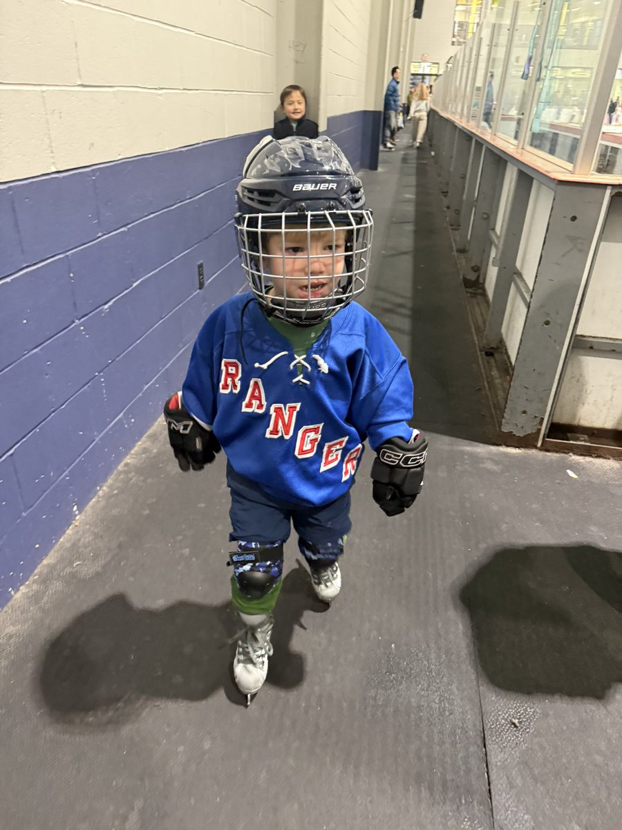 redbeard's tweet photo. My boy is ready for action. https://t.co/TrD3ZggOFF