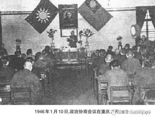 legend83270792's tweet photo. 系列二：历史现场 ➔ 1946年1月31日重庆 ：四十席的政务数理僵局与多中心联邦制设想的现实塌方 https://t.co/5izzChO1un 这种“谁也无法用选票彻底吃掉谁，但谁都可以瘫痪政府”的数理死锁，让议事厅内的和平博弈迅速失去了容错空间。两党唯一的破局方式，就是彻底撕毁纸面协议，重新回到最原始的暴力。 https://t.co/3yePbIKc0Q