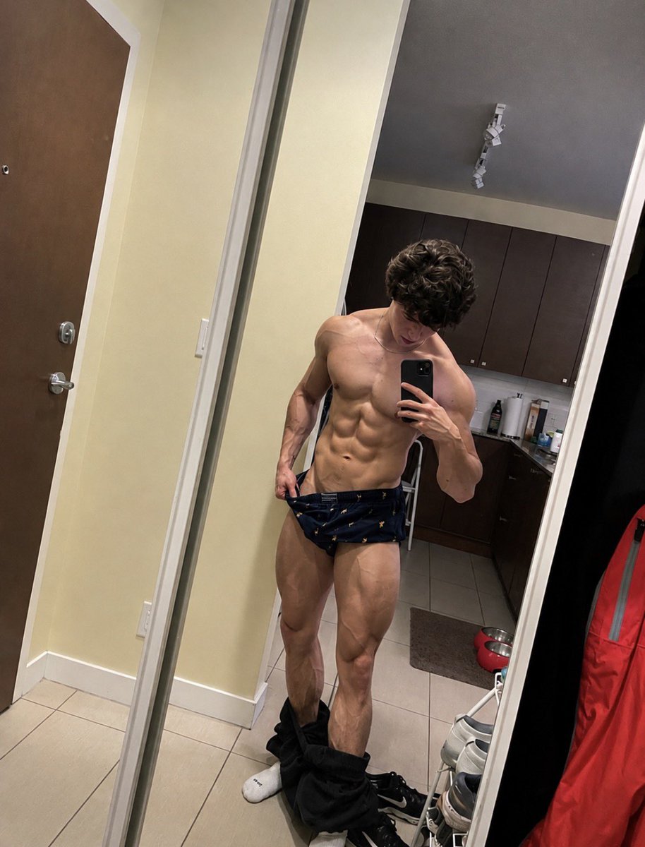 MasterZach6x tweet picture