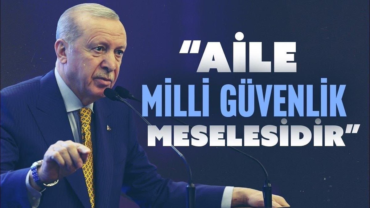GCan84656694's tweet photo. Sayın Cumhurbaşkanım, sizin aile kurumuna olan saygınız ve evlatlarının, torunlarının üzerine titreyen bir baba, bir dede oluşunuz bizlere umut veriyor. Ayrı kalan öğretmenlerimizin eşleri ve çocuklarıyla aynı şehirde yaşayabilmeleri için İL EMRİ uygulamasının değerlendirilmesini arz ediyoruz. @RTErdogan @EmineErdogan @_cevdetyilmaz @burhanduran @hasandogan #AileninSesiCumhurunReisi