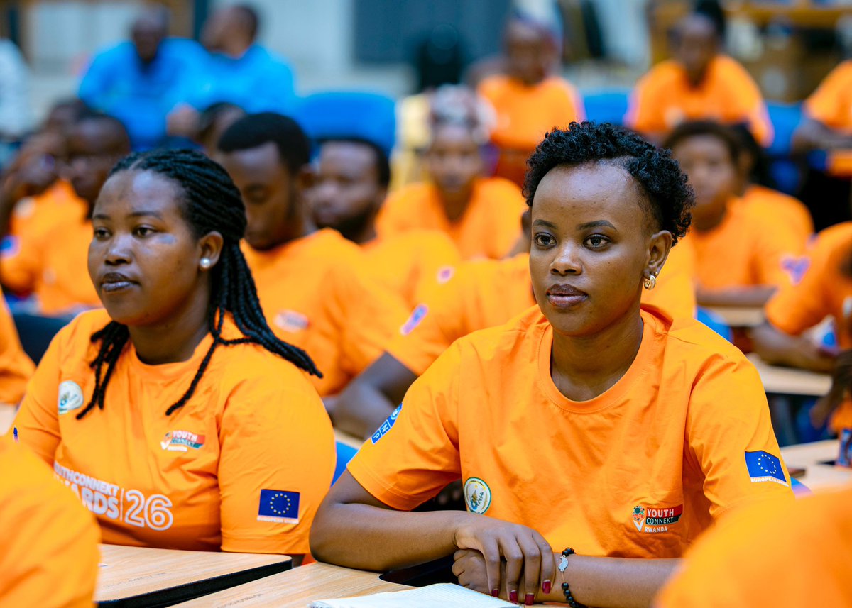 RwandaYouthArts's tweet photo. Kuri iki Cyumweru, ba rwiyemezamirimo b’urubyiruko, n’abahanzi 270 bakomeje ku rwego rw’Igihugu mu marushanwa ya #ArtsConnekt na #YouthConnekt Awards 2026, bamaze kugera mu kigo cy’Ubutore cya Nkumba mu karere ka Burera aho bagiye kumara iminsi 6 bahugurwa ku buryo bwo kunoza no kwagura imishinga yabo.