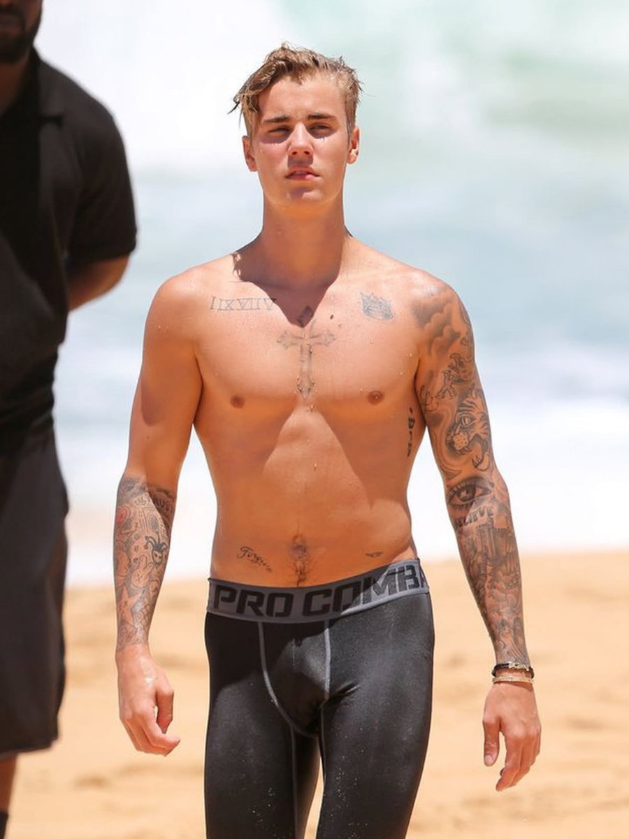 biebercentralhq's tweet photo. show me a picture of your celeb crush 🫶 I start: https://t.co/7L7Bpk7HIe