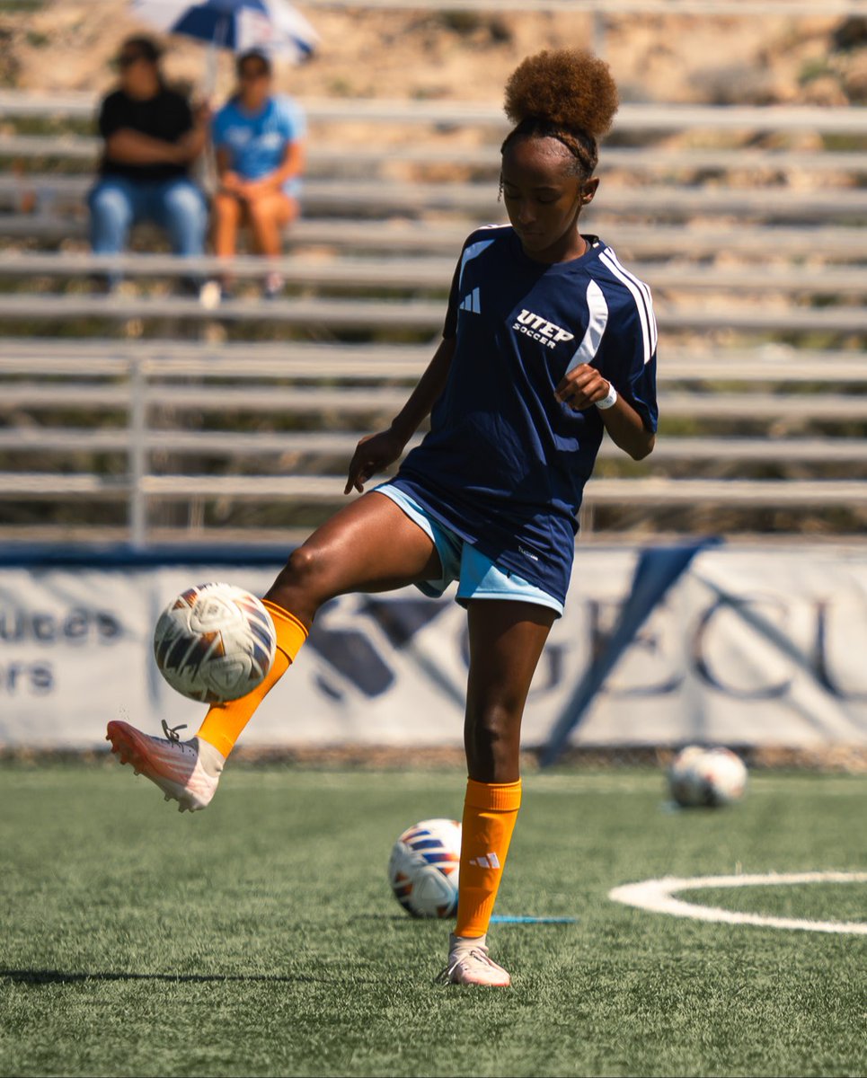 UTEPSoccer's tweet photo. It's almost time 👀⏰

#PicksUp https://t.co/TmEExuJ3QA