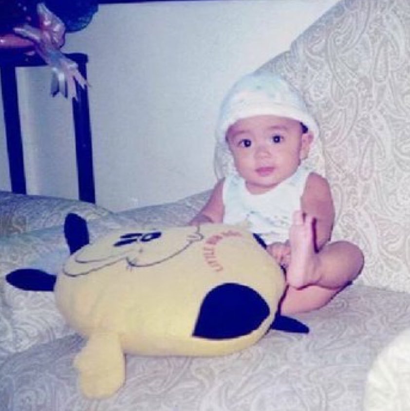 aousexual's tweet photo. HAPPIEST BIRTHDAY @besevboom my safe place my comfort my home 🩷🤏 thank you for coming in my life thank you for making the things easier for me idk how to say it, but going through everyday life is hard but you made it easy to go through lookimg at you guys made it feel less tiring , you were the person I look forward to seeing after a tiring day ,
You are so talented , precious, kind, sweet and special for me I am always thankful to meet you , you are a cute kitten hehe i wann see you in front of me once to see how euphoric you look in real , i wanna hear your voice live so I can just feel how heavenly your music is  I want to make you feel loved and i want you to feel so much loved that no hate can reach you cause you are surrounded by too much love, to be honest i want you to focus on yourself ,  I wish you will love yourself more so you can do what you want , i wish you will learn driving soon so you can go out and brag to your friends and i can see a live of you bragging how you can drive now and how cute you will look when you tell us that you are always cute whatever you do or whatever you say 💜🥹
We have come a long way now but I wish we go so long more 5 years 10 years or many more years k don't know how long but i want to stay with you for long time being with you feel safe more home then any place in world hehe i am writing like anyone read it's crazy but somehow it's like rn it feels like i can actually say my feelings , wheneve you talk i like hearing your voice it's so comforting like yes I can hear it for long and I will never find it annoying i like your eyes and face no matter how long I stare at it i neve got bored and tbh somehow you know a way to make me feel proud everyday like i am mother hehe damn i was crazy idk what i wrote? Or i wrote same thing many times or anything I just wrote what I felt if i wrote anything wrong I am sorry too,
I am sorry i wanted to wish you at thai time but i can't but 
FROM 27 to 28 you are my favourite boy💗💫
thank you for being a artist I am proud of acting visual kindness everything is perfect let's keep moving forward together and enjoy together 
I love you 
I jelly you
Iam proud of you 
You are worth all the love you getting and you deserve more 
Happiest birthday to youu 
I wish you grow and grow every year and  you always stay healthy ,happy and loved 
We love you we jelly you 
I love you again and happiest birthday 💌💜
#besevboom