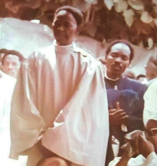 TheCCCSociety's tweet photo. 2 DAYS TO #CCC79

Before Celestial became a global Church, heaven first arrested a carpenter in Porto-Novo. On September 29, 1947, Prophet Samuel Bilewu Joseph Oshoffa received a divine commission: to preach the Gospel to the world. A light had been kindled.

This was not the https://t.co/aW1GG5bhry