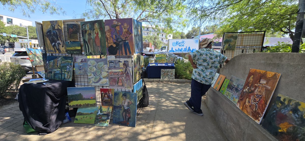 jerrel_sustaita's tweet photo. #austin #artshow #livelocalartist
At Jo's Coffee on Congress https://t.co/lTcUrIqQFV