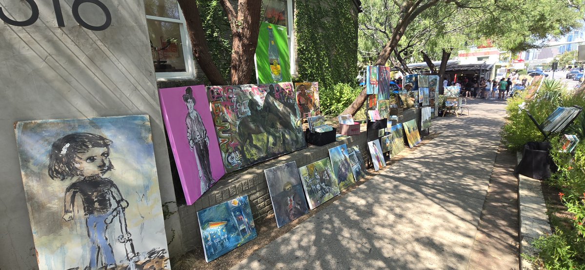jerrel_sustaita's tweet photo. #austin #artshow #livelocalartist
At Jo's Coffee on Congress https://t.co/lTcUrIqQFV