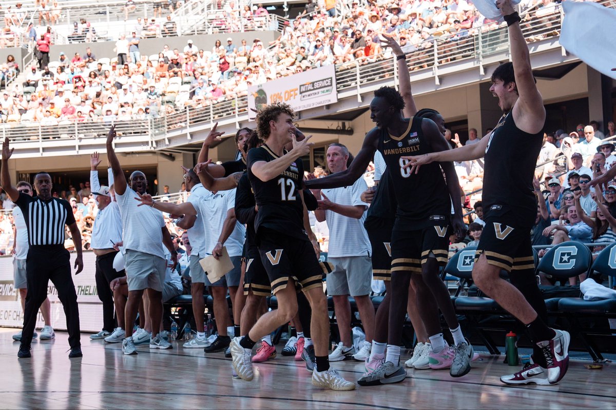 VandyMBB's tweet photo. First win of college basketball season https://t.co/qW5OJHglXQ