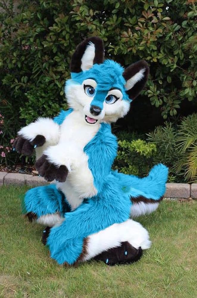 RealConorOil's tweet photo. 🚨🇺🇸 Fursuits nationwide have been recalled due to possible irradiation. https://t.co/WNAHnpxdKz