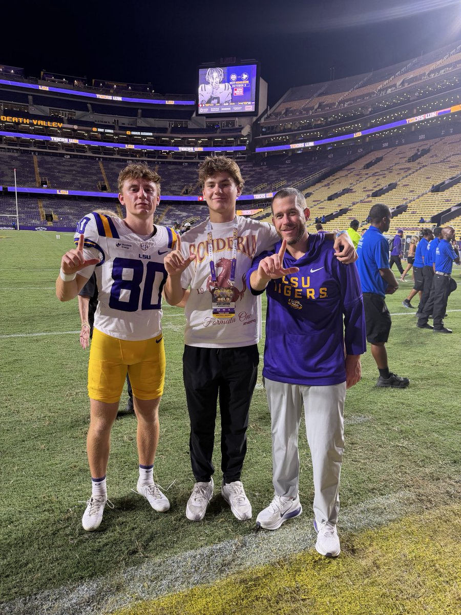jerryshifman_'s tweet photo. Great time being back in Baton Rouge!
@CoachJoeHouston @Coach_EdOrgeron @LSUfootball

@HKA_Tanalski @_ColeMurphy_ @Chris_Sailer https://t.co/oOz3bIJG0Z