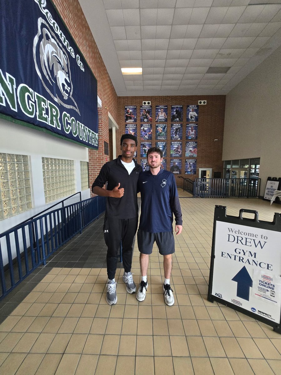 Bryson_King34's tweet photo. Had a great time visiting Drew University and getting to experience the campus, meet the coaching staff, and learn more about the men’s basketball program. Really appreciate @drew_mbb for having me out! https://t.co/bisGCezKx1