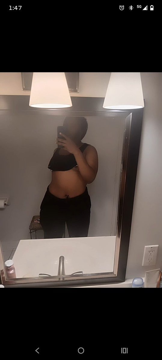vellouce's tweet photo. My sugar daddy said lemme see them titties 🫣 you might be lucky to see a nip slip birthday weekend Lit  wtm this weekend https://t.co/rWhBvy20zN