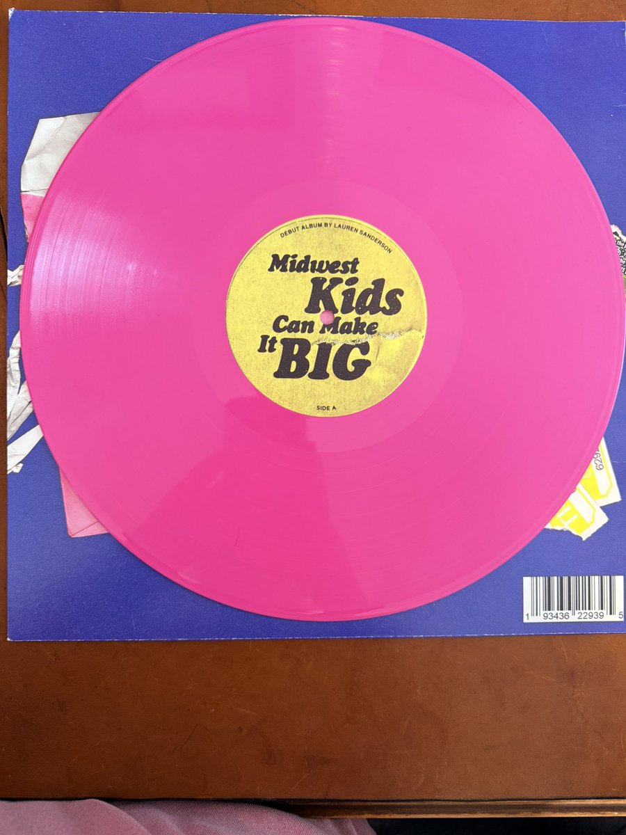 http_soonergirl's tweet photo. I have a pink Lauren Sanderson signed Midwest Kids Can Make it Big vinyl that I’m wanting to part ways with. 
I have it listed on Depop for $150 but will take best offer 
#laurensanderson https://t.co/rXHCS58Mqc