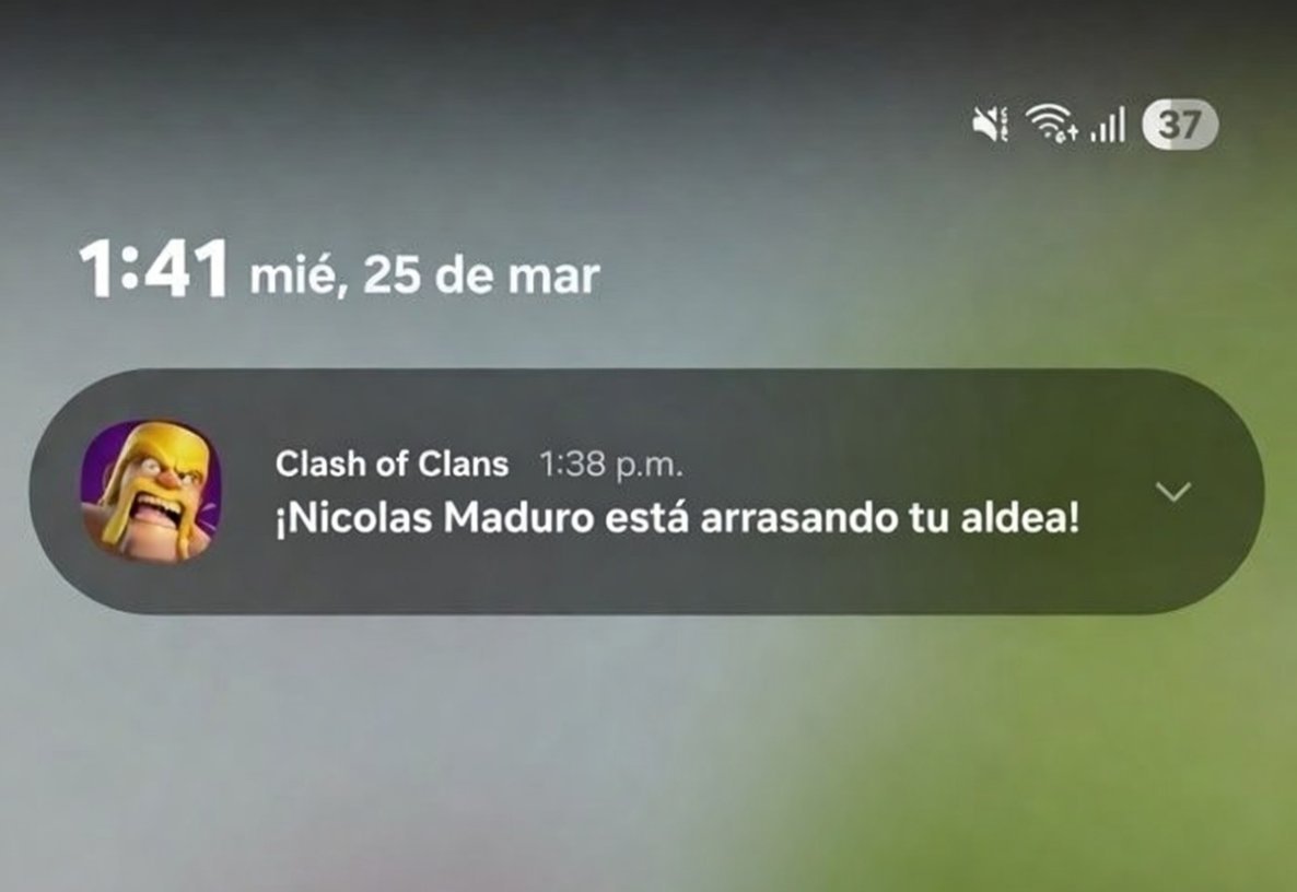 xPodrii's tweet photo. Que cojones quiere Nicolas Maduro a la 1:41 de la noche https://t.co/ElFZc1OFxR