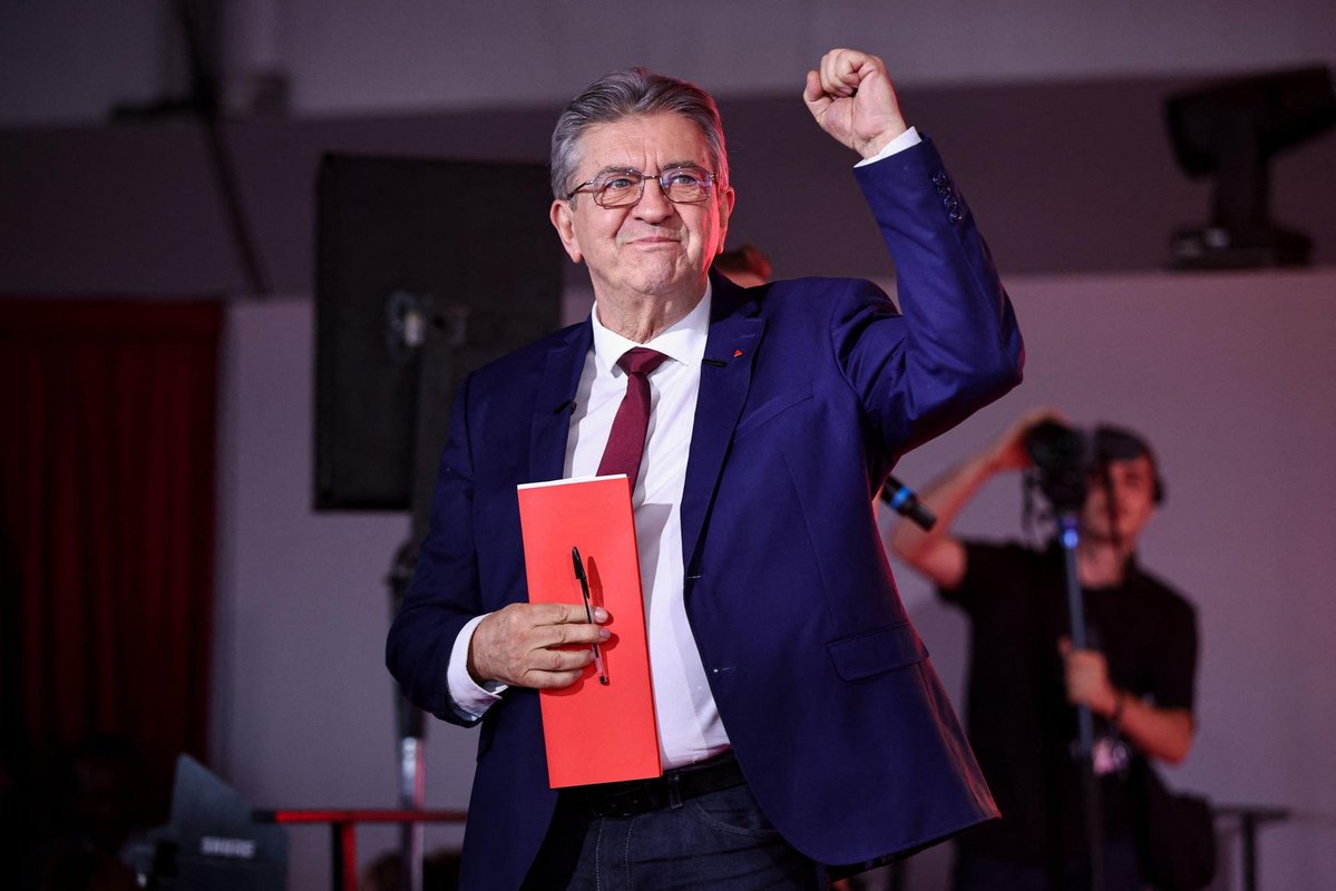meluche2027's tweet photo. 2 SENATEURS INSOUMIS ! Très bon signe pour 2027 !
La lutte continue ! ✊🤩🐢 https://t.co/AAibsF3wn4