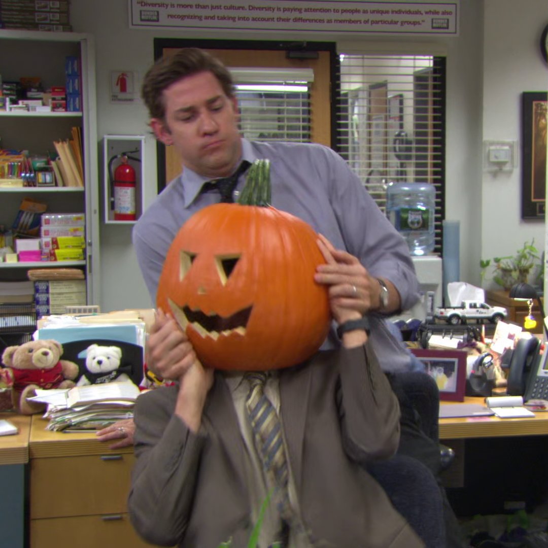 DunderMifflinAS's tweet photo. waking up on October 1st like https://t.co/o2FRYRMFck