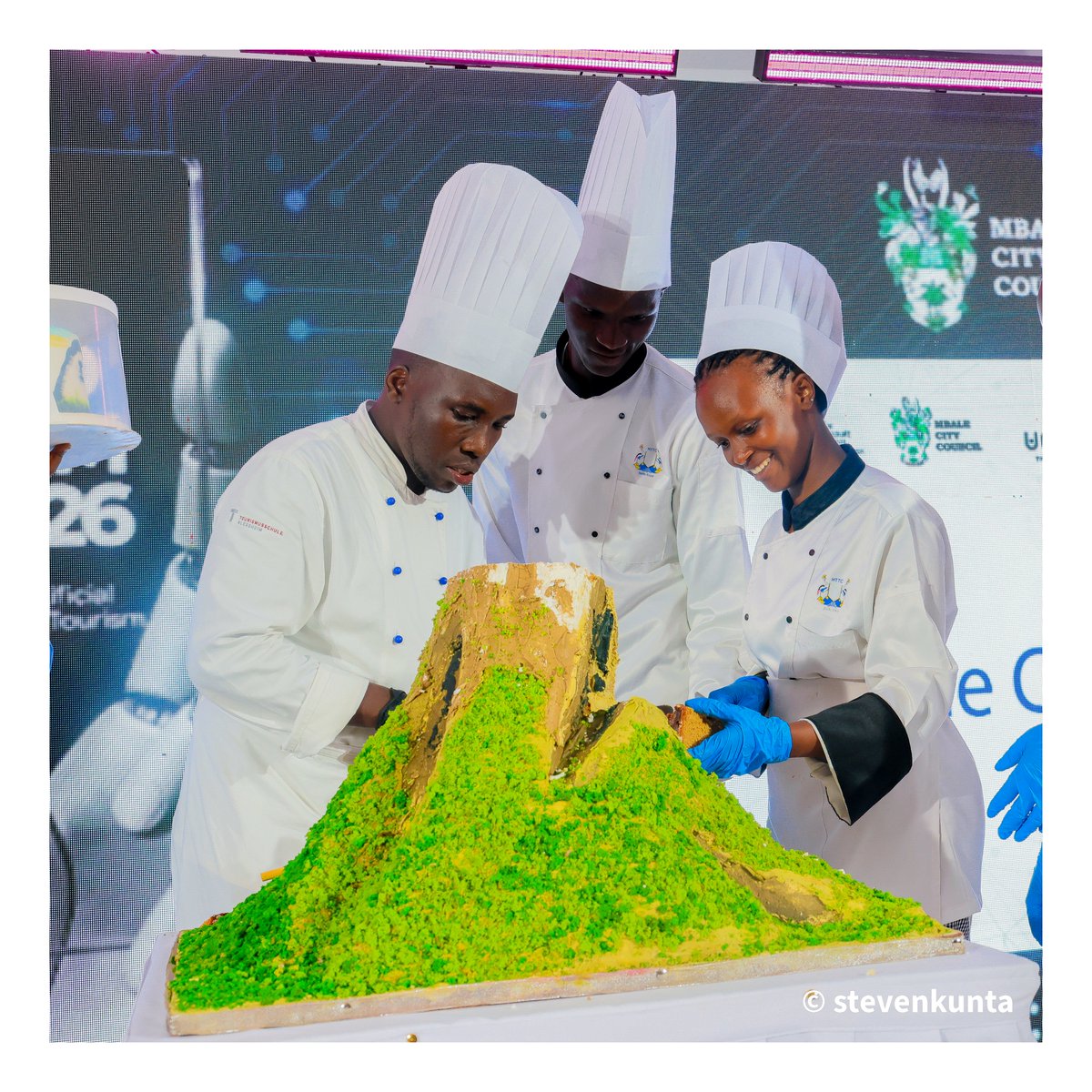 stevenkunta2018's tweet photo. Photos 📸 ll
Awarding ceremony. 
Today, on World Tourism Day.
📍Mt Elgon Hotel
 Let's call it a Day.

#WorldTourismDay #ExploreMbale https://t.co/hI3onKPVj2