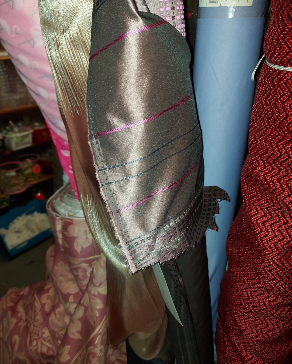 michaelrodp4oe's tweet photo. FABRIC SALE! Saturday 21 March, 9:30am–2pm; Tuesday 24 March, 9:30am–4:30pm. Only 6 days to go! 50% off all fabrics, from just 75p to £2. 50 per metre. Swatch envelopes: 50p each. See you there! https://t.co/vvvnTuFd1W