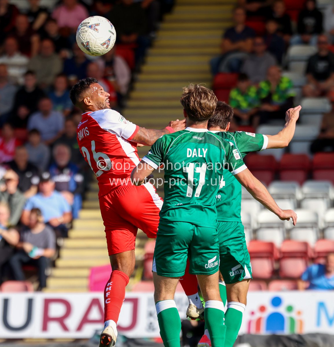toppiccouk's tweet photo. (1/2) @khfcofficial 0 v 1 @YTFC in the @NL_Enterprise on 26/9/26 all images copyright #getintouch for use, prints, event booking #freelance #sports #event #photographer #canon #eosr5 - https://t.co/XdnhKDmAm4 https://t.co/eCthgCPrtm