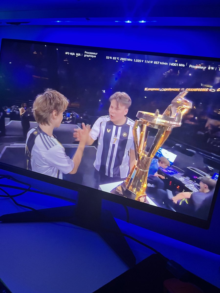 stephanies26163's tweet photo. Incroyable mais goat https://t.co/nzjUYibh6m